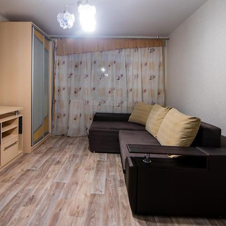 Apartment Street Trostyanetskaya Киев Экстерьер фото